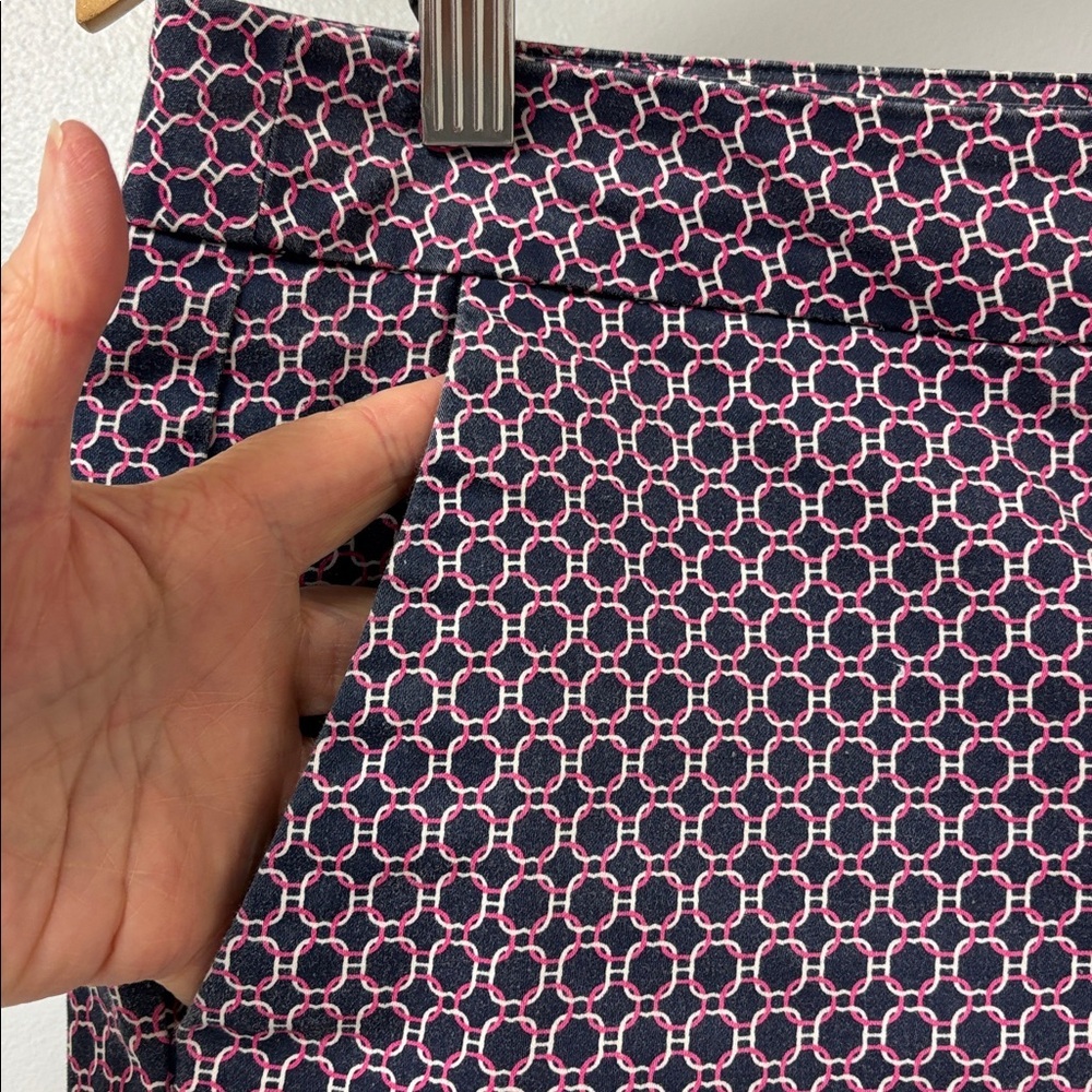 Willi Smith Navy/Pink Circular Print Chino Shorts Sz 8 - Picture 4 of 6